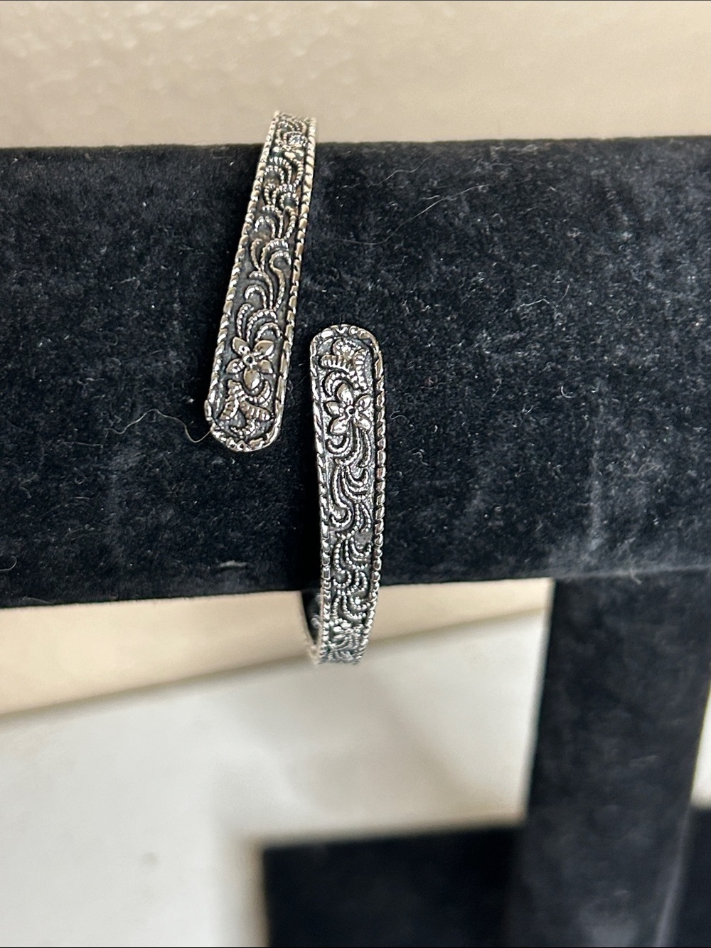 Vintage Inspired Engraved Arabesque Bangle Bracelet Silvertone